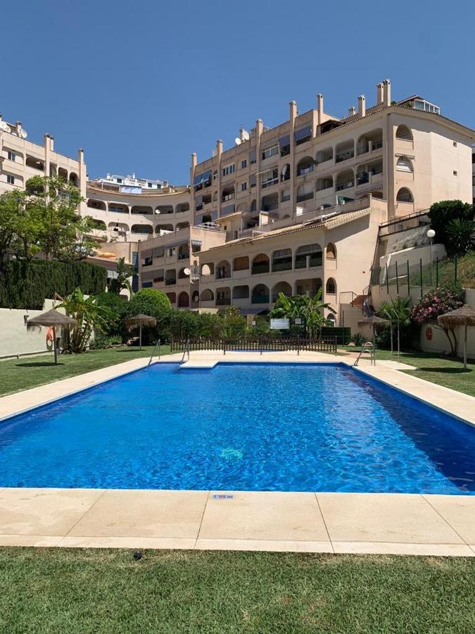 Encantador Piso Con Terraza Y Piscina Apartment Benalmadena Exterior photo
